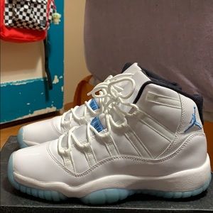 Legend blue 11’s size 4.5youth wornx4 times